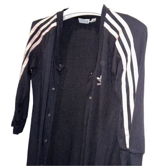 adidas sport black ribbed body con dress or duster coat worn open S
34 bust 
EUC - Picture 2 of 5